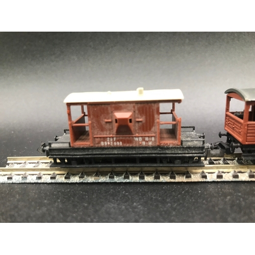 387 - Twelve 'N' Gauge Rolling-stock, various manufacturers, 'Ready-to-roll' - Fair/Good (12) 500g