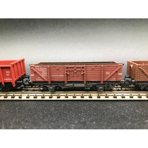 387 - Twelve 'N' Gauge Rolling-stock, various manufacturers, 'Ready-to-roll' - Fair/Good (12) 500g