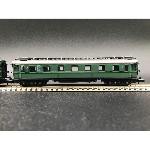 396 - Three 'N' Gauge Arnold Rakes, plus three more Rolling-Stock, DB Bonn (1), ULM (2), DB 50 8089-43549-... 