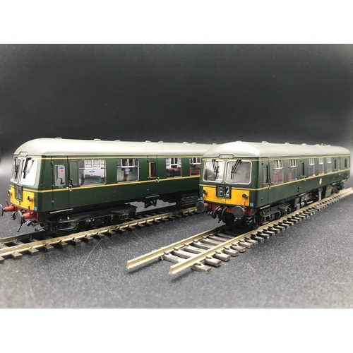 299 - Bachmann 31-327 Class 105 Two Car DMU BR Green with Half Yellow Ends, OO Gauge, Tested Runner, DCC r... 