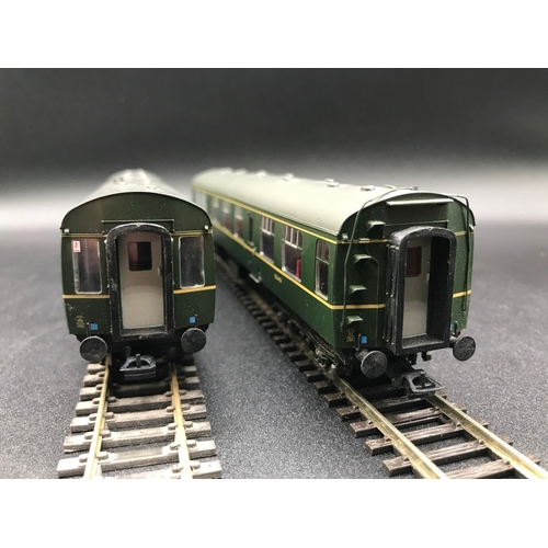 299 - Bachmann 31-327 Class 105 Two Car DMU BR Green with Half Yellow Ends, OO Gauge, Tested Runner, DCC r... 