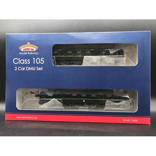 299 - Bachmann 31-327 Class 105 Two Car DMU BR Green with Half Yellow Ends, OO Gauge, Tested Runner, DCC r... 