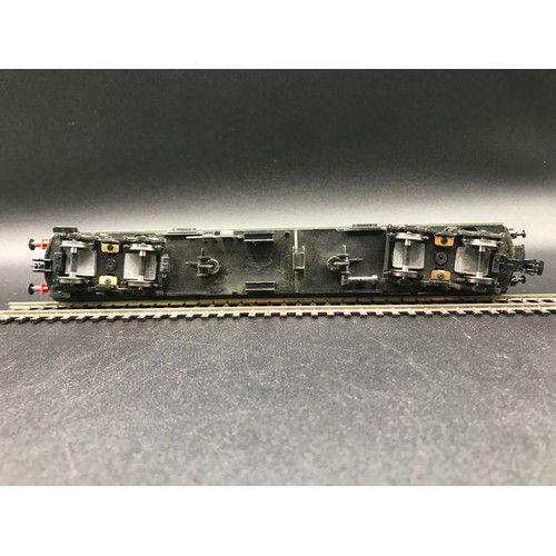 300 - Bachmann 32-516A Derby Lightweight Two Car DMU BR Green with Speed Whiskers, OO Gauge, Tested Runner... 