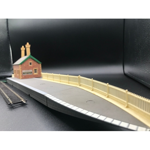 430 - A mixed Lot of OO Gauge Track, Controllers and Platform scene, Mostly Peco Streamline track pieces s... 