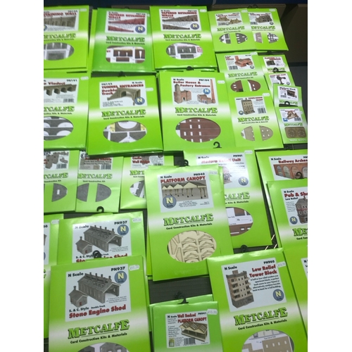 453 - 95 Metcalfe 'N' Scale Card Construction Kits, Ex-shop Stock, 67 Large Packs, 21 Medium Packs, 7 Mini... 