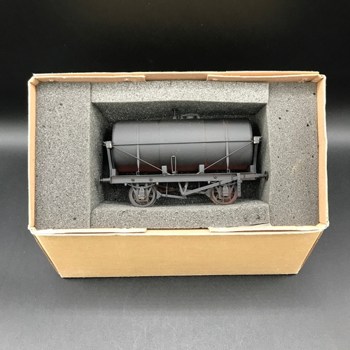 232 - Tower Brass 'O' Gauge Tank Car A Oil Tank Wagon in plain Black, Finescale, Lightly run if run at all... 