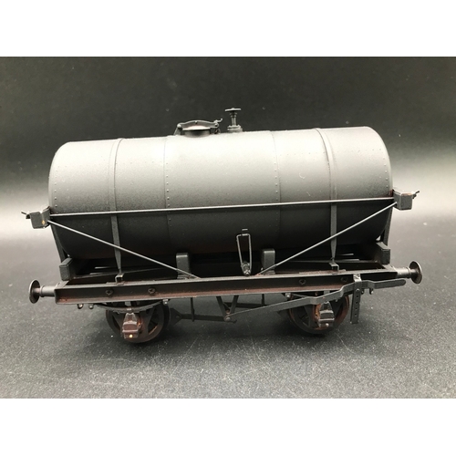 232 - Tower Brass 'O' Gauge Tank Car A Oil Tank Wagon in plain Black, Finescale, Lightly run if run at all... 