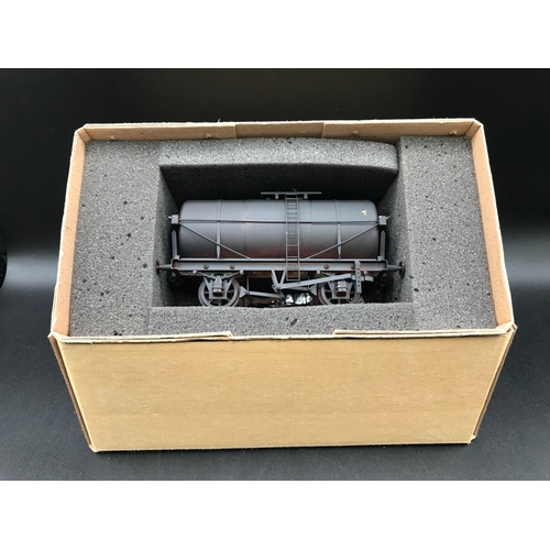 233 - Tower Brass 'O' Gauge Tank Car B Oil Tank Wagon in plain Black, Finescale, Lightly run if run at all... 