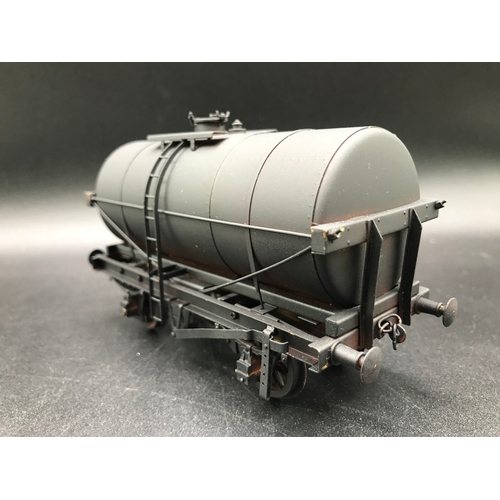 233 - Tower Brass 'O' Gauge Tank Car B Oil Tank Wagon in plain Black, Finescale, Lightly run if run at all... 