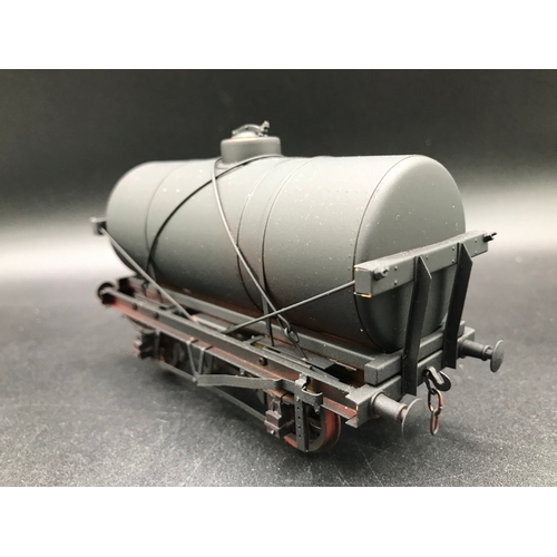 234 - Tower Brass 'O' Gauge Tank Car C Oil Tank Wagon in plain Black, Finescale, Lightly run if run at all... 