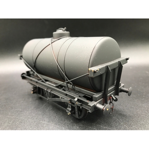 236 - Tower Brass 'O' Gauge Tank Car C Oil Tank Wagon in plain Black, Finescale, Lightly run if run at all... 