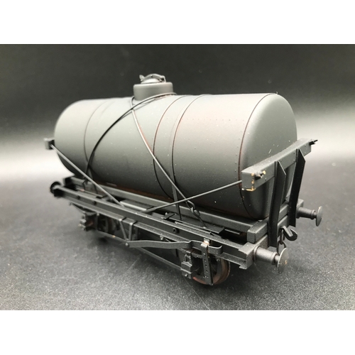 236 - Tower Brass 'O' Gauge Tank Car C Oil Tank Wagon in plain Black, Finescale, Lightly run if run at all... 