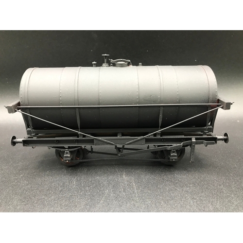 237 - Tower Brass 'O' Gauge Tank Car D Oil Tank Wagon in plain Black, Finescale, Lightly run if run at all... 