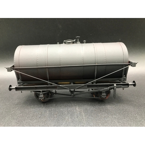 237 - Tower Brass 'O' Gauge Tank Car D Oil Tank Wagon in plain Black, Finescale, Lightly run if run at all... 