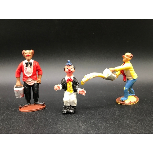 111 - Charbens World Wide series Circus set No 90, Incomplete, Some Figures damaged, Contains 12 Figures, ... 