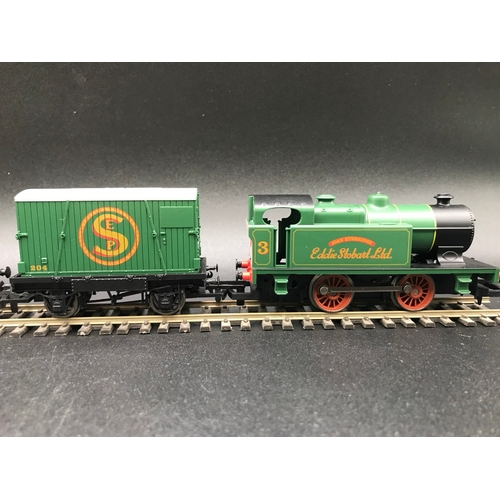 317 - Three Eddie Stobart OO Hornby Locomotives with two Stobart Rolling Stock and Skaledale R6546 Logisti... 