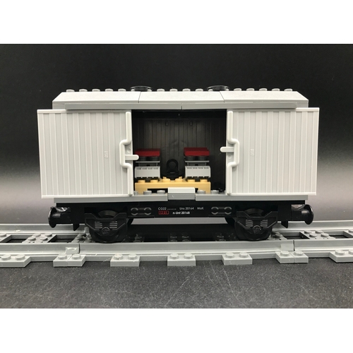 169 - Lego City Cargo Train Deluxe 7898 Train set with built Locomotive, four built Rolling-stock, Complet... 