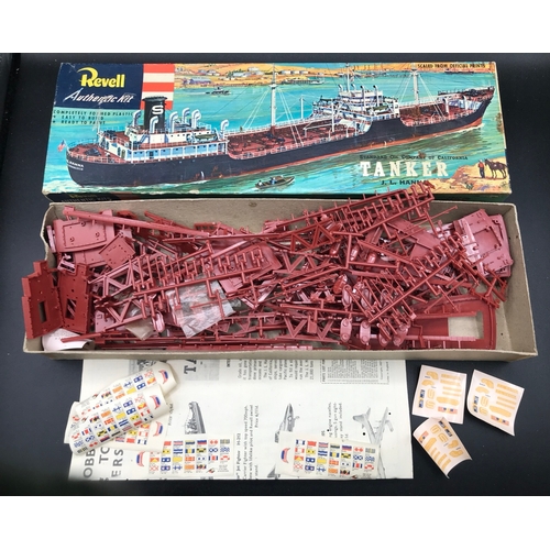 129 - Five Vintage Revell US Ship Model Kits, includes S.S United States H312, U.S.S New Jersey Battleship... 