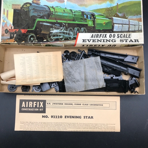 133 - 11 Vintage OO Gauge mostly Un-built Airfix kits, See Photos, includes Un-built with Instructions and... 