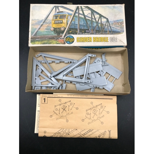 133 - 11 Vintage OO Gauge mostly Un-built Airfix kits, See Photos, includes Un-built with Instructions and... 