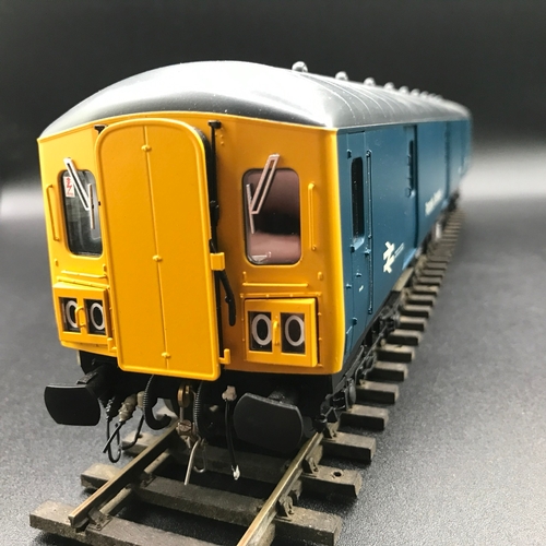 241 - Heljan Finescale O gauge Diesel Parcel Unit, Class 128, Non-Motorised in Rail Blue, Fitted with 'Way... 