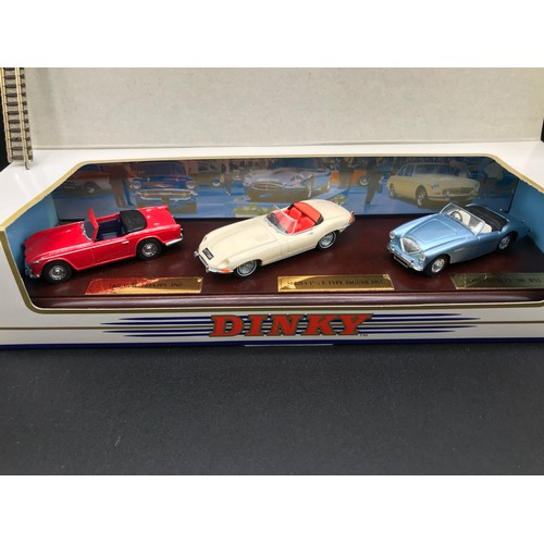 43 - Matchbox Dinky DY-902 and DY-903 three car 1:43 scale sets, DY-902 Classic Sports Cars Series I, Por... 