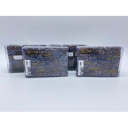 324 - Dry Stone Walls 4954, 4 Dolls house emporium dry stone walls, new in boxes. 800g. VG. (4)