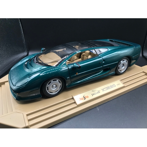 503 - Maisto 1:12 Jaguar XJ220 (1992) Green