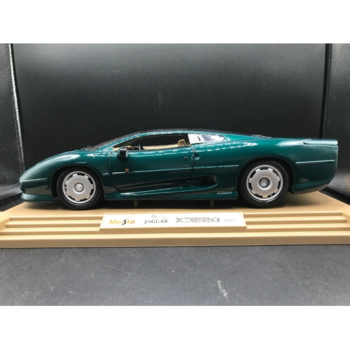 503 - Maisto 1:12 Jaguar XJ220 (1992) Green