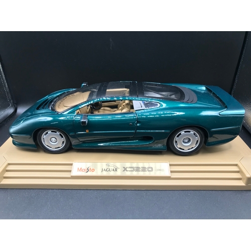 503 - Maisto 1:12 Jaguar XJ220 (1992) Green