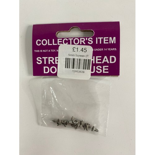 720 - Dolls House Fixtures & Fixings. VG. 600g. (144)
10 x 5mm Screws
2 x 9214 Screws for Cranked Hinges
1... 