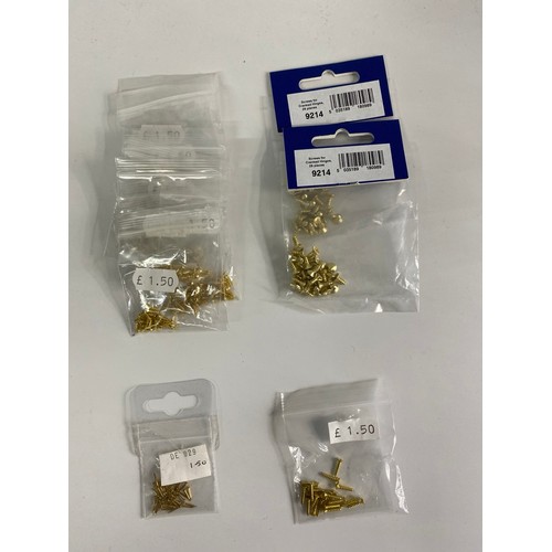 720 - Dolls House Fixtures & Fixings. VG. 600g. (144)
10 x 5mm Screws
2 x 9214 Screws for Cranked Hinges
1... 