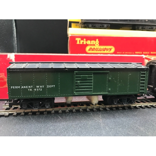 136 - A Job Lot of mostly Triang Railways and Hornby items includes R404 Operating Hopper Car Set (VG) wit... 