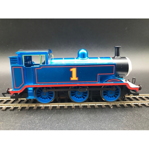 137 - Hornby Limited Edition 416/1000 Thomas the Tank Engine 'OO' Locomotive, Tested Runner, Thomas 70th A... 