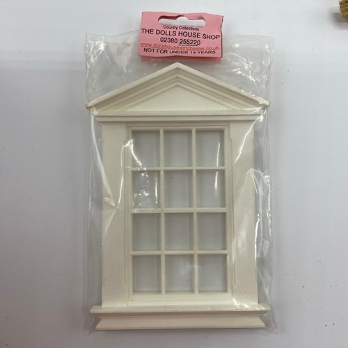 723 - 27 Wooden windows ex-shop stock. VG. 1500g. (27)
DIY003
DIY183 - 12cm x 12cm
5 x DIY184 - 12cm x 12c... 