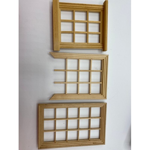 723 - 27 Wooden windows ex-shop stock. VG. 1500g. (27)
DIY003
DIY183 - 12cm x 12cm
5 x DIY184 - 12cm x 12c... 