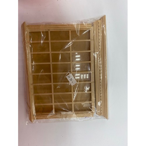 723 - 27 Wooden windows ex-shop stock. VG. 1500g. (27)
DIY003
DIY183 - 12cm x 12cm
5 x DIY184 - 12cm x 12c... 