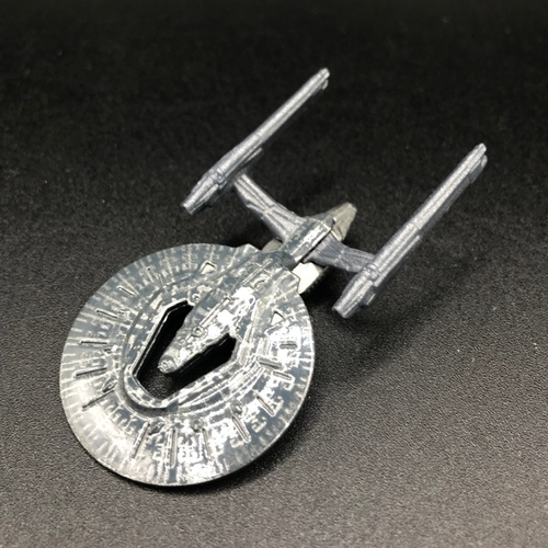 646 - 30+ Star Trek models, including Micro Machines and others, with and without stands - Fair/Good (30+)... 