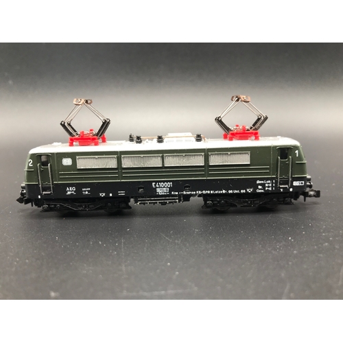 235 - A Lima 220215G 'N gauge' Locomotive, E410001, Tested Runner, Pantographs  - Loco Good, Box Fair (1) ... 