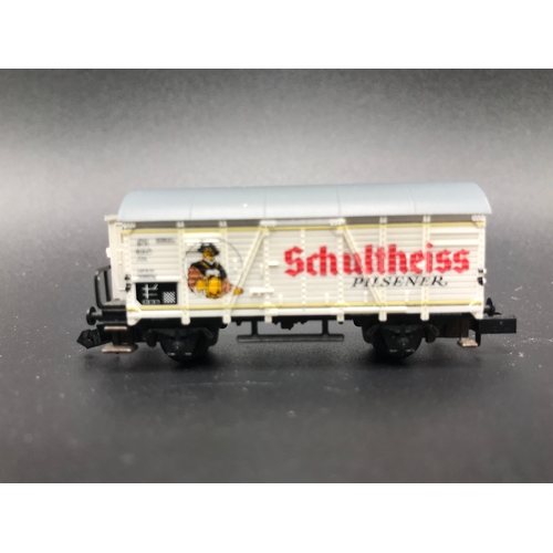 253 - Arnold N Gauge 0156 Berliner Bierwagen 5 Wagon Set, 'Ready-to-roll' - Wagons Good, Box Good (1) 400g