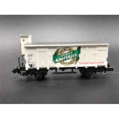 253 - Arnold N Gauge 0156 Berliner Bierwagen 5 Wagon Set, 'Ready-to-roll' - Wagons Good, Box Good (1) 400g