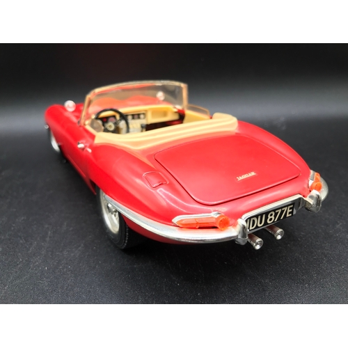 510 - Three 1:18 Burago un-boxed open-top Sports cars, Jaguar 'E' (1961), Bugatti Type '59' (1934), Jaguar... 