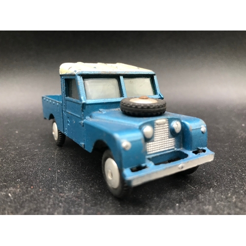 584 - Corgi Toys 406 Land Rover 109