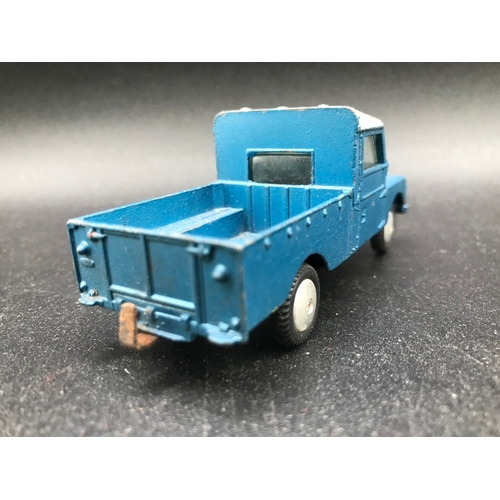 584 - Corgi Toys 406 Land Rover 109