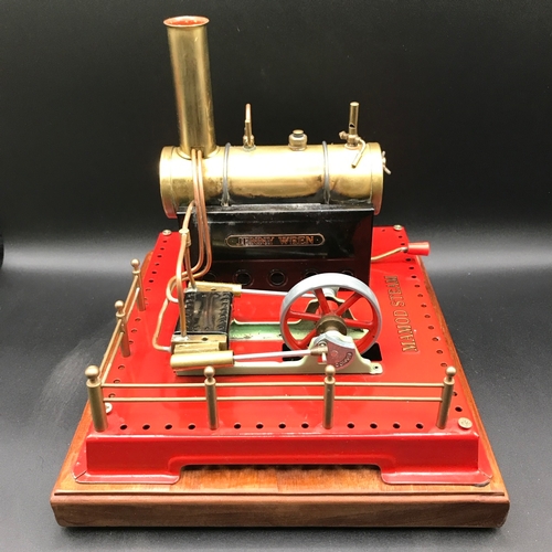 8 - Mamod twin cylinder super heated steam engine 'Jenny Wren' mounted on wooden plinth - Good (1) 2900g