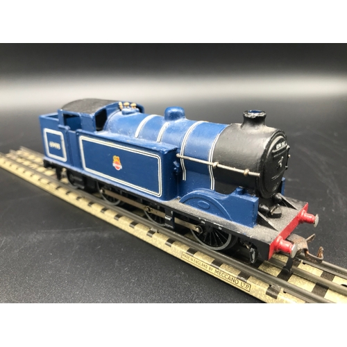 100 - Two Dublo 3-Rail Locomotives both Tested Runners, 2218 Class 4MT 2-6-4 in BR Blue with early crest N... 