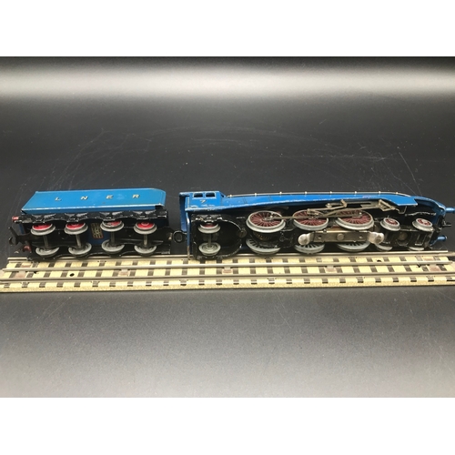 105 - Two Dublo EDL1 3-Rail A4 Locomotives both Tested, Unusual Metallic Silver Blue 4-6-2 Tested Non-Runn... 