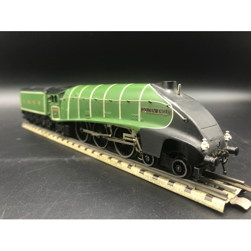 106 - A Dublo EDL1 3-Rail A4 Locomotive & tender in LNER Green satin finish with white lining as 4482 Gold... 