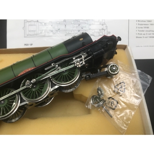 147 - Three Trix 1180 'Flying Scotsman' LNER 4472 Locomotives for Spares or Repair, The most complete has ... 