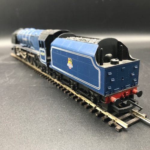 150 - Three 'OO' Hornby Steam Locomotives, Tested Runners, Hornby R208-Coronation Coronation Class 8P 4-6-... 